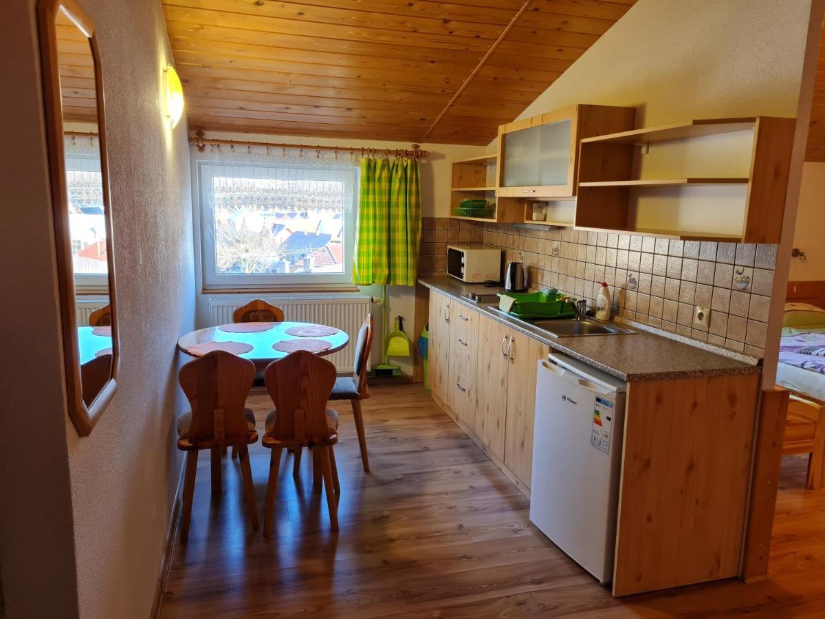 Penzion Mala Fatra U Durka Жилина Экстерьер фото